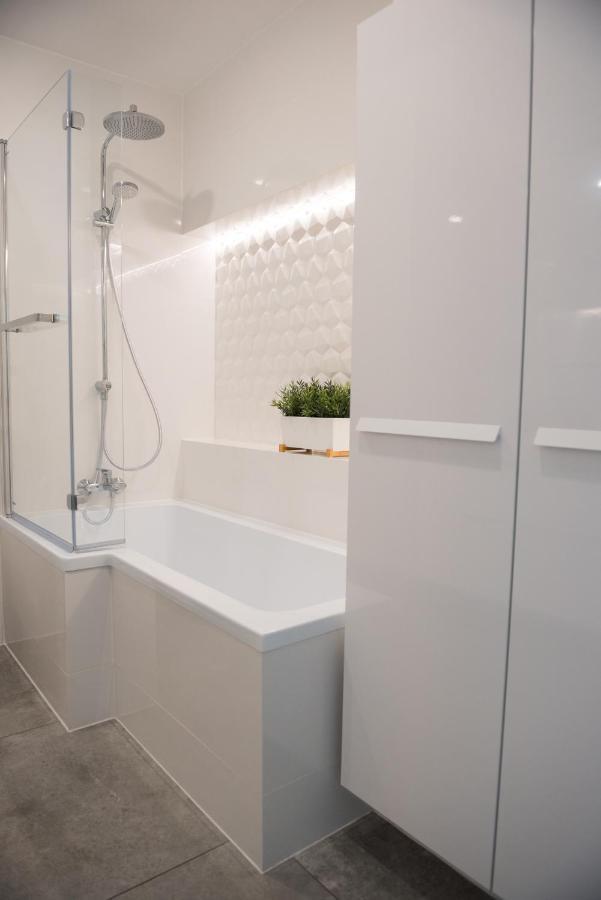 Apartament Bulgarska 60M2-3 Pokoje-Piekny Widok-13 Pietro 24H Check In Poznan Exterior photo